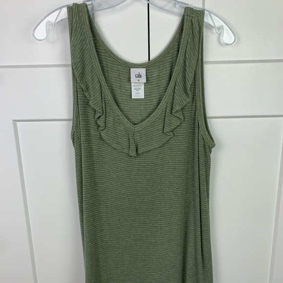 Cabi Medium 6143 Wink Tank Green Stripe Ruffle Sleeveless Top Ribbed Romantic - Picture 2 of 7